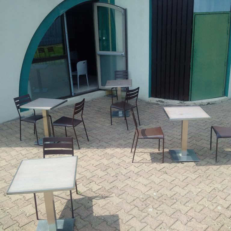 Hotel Campanile Livry-Gargan Exterior foto